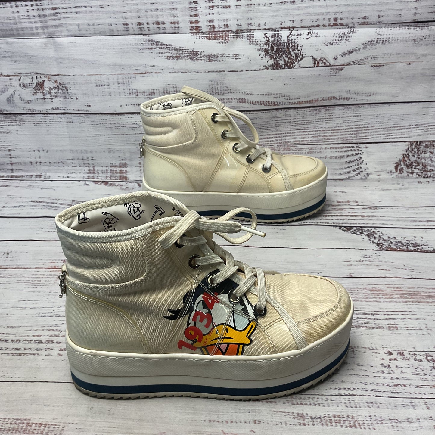Call It Spring Disney Donald Duck White Canvas Sneaker Hi top Shoe Women Size 5