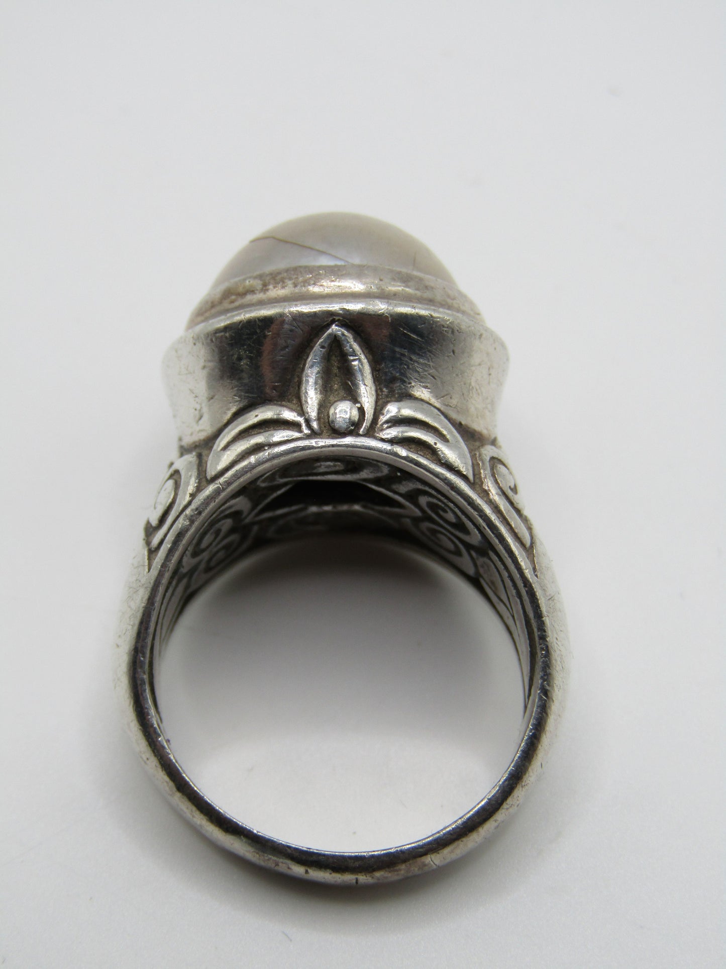 Vintage Artisan Handcrafted Sterling Silver Faux Pearl Ring Size 10