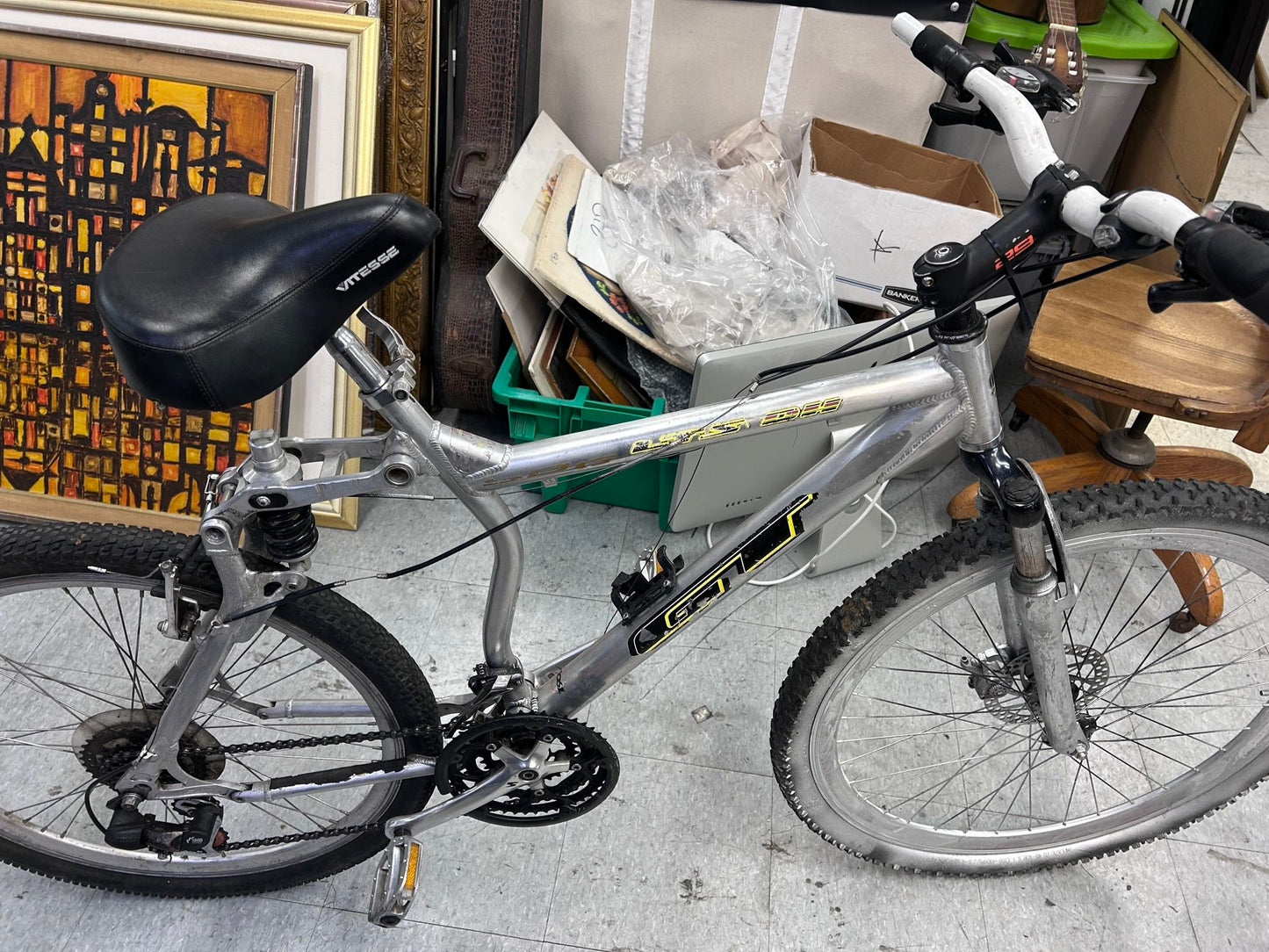 VTG. GT LTS Down Hill DH Suspension Mountain?? Bike (LOCAL PICKUP 90036)
