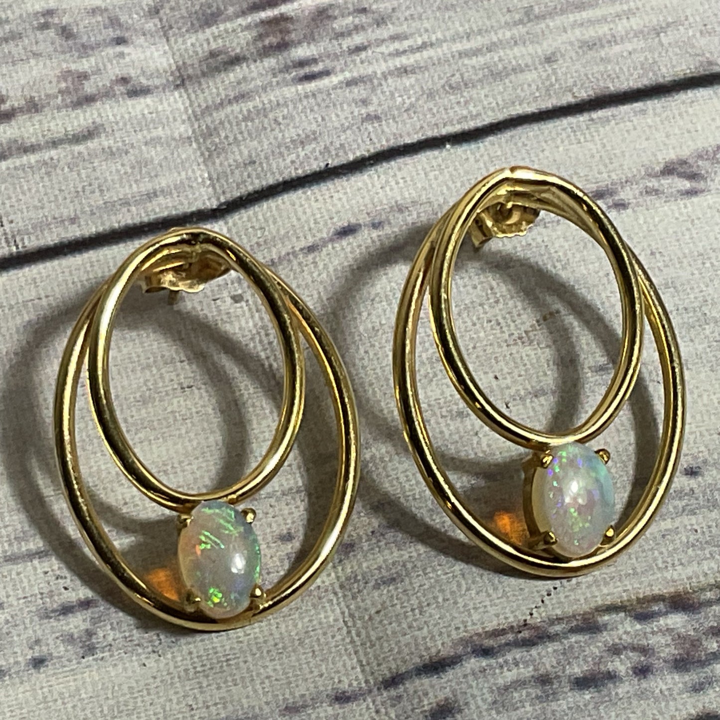 14K Yellow Gold & Opal 1" Oval Dangle Earrings- 2.89g