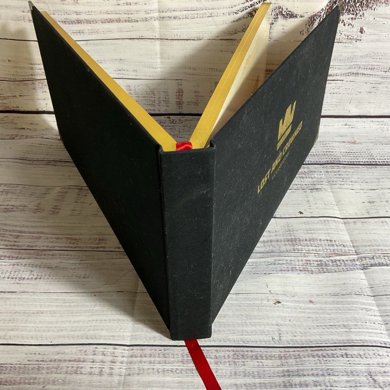 Supercell Book: Lost And Crowned, A Clash Story- Limited Edition