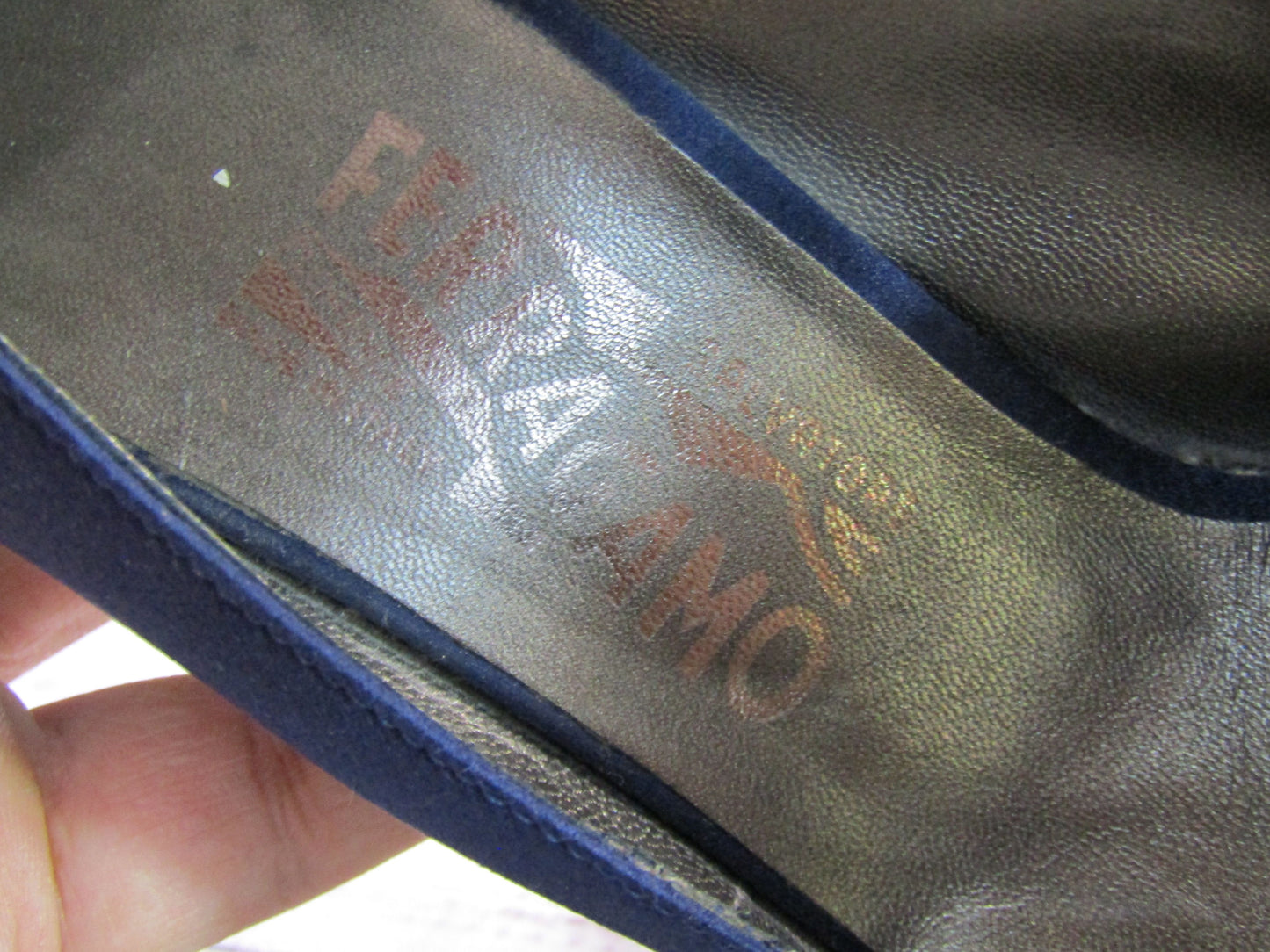 Salvatore Ferragamo Women's Blue Satin Heel Pumps Size 9 Made in Italy