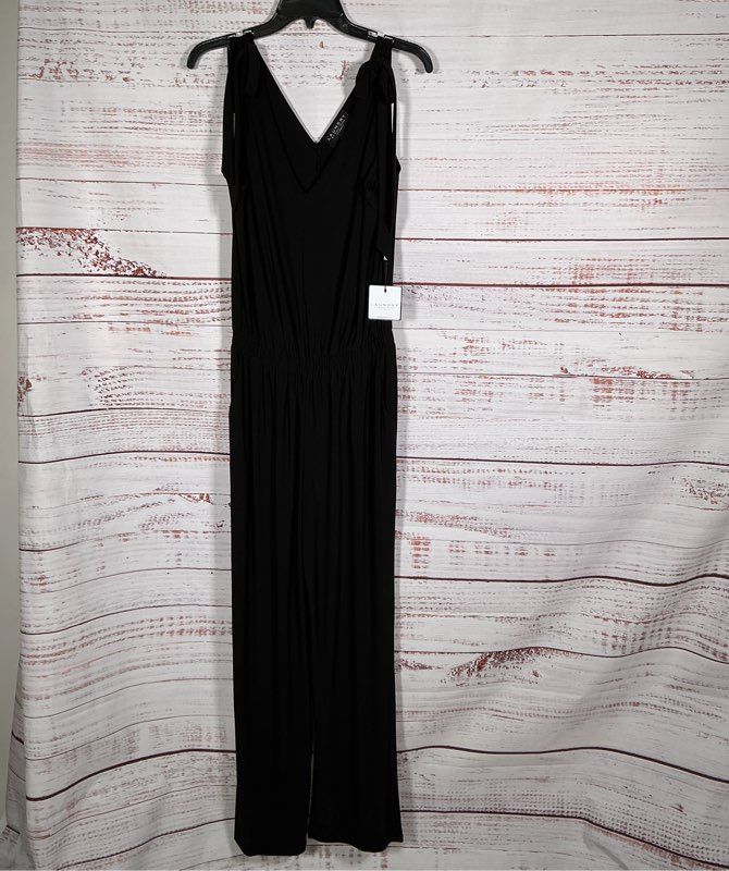 NWT Women's Laundry by Shelli Segal Black Sleeveless Jumpsuit Size 10