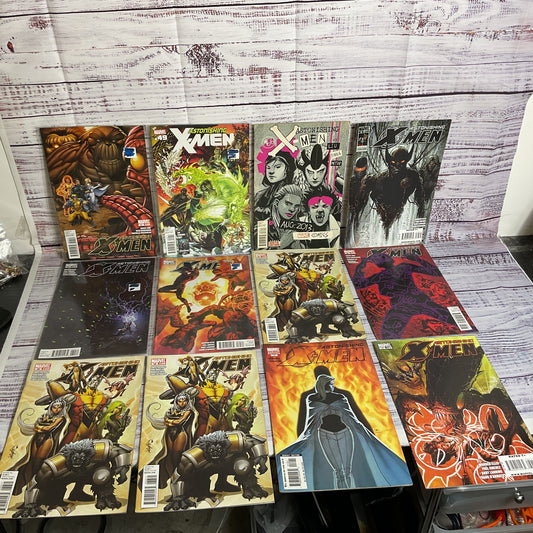Lot of 20 Astonishing X-Men Comic Magazines