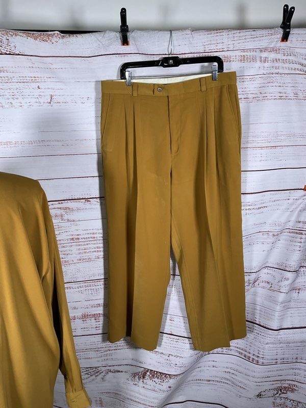 Stacy Adams Men's 2 Piece Long Sleeve Top & Pants Mustard Yellow