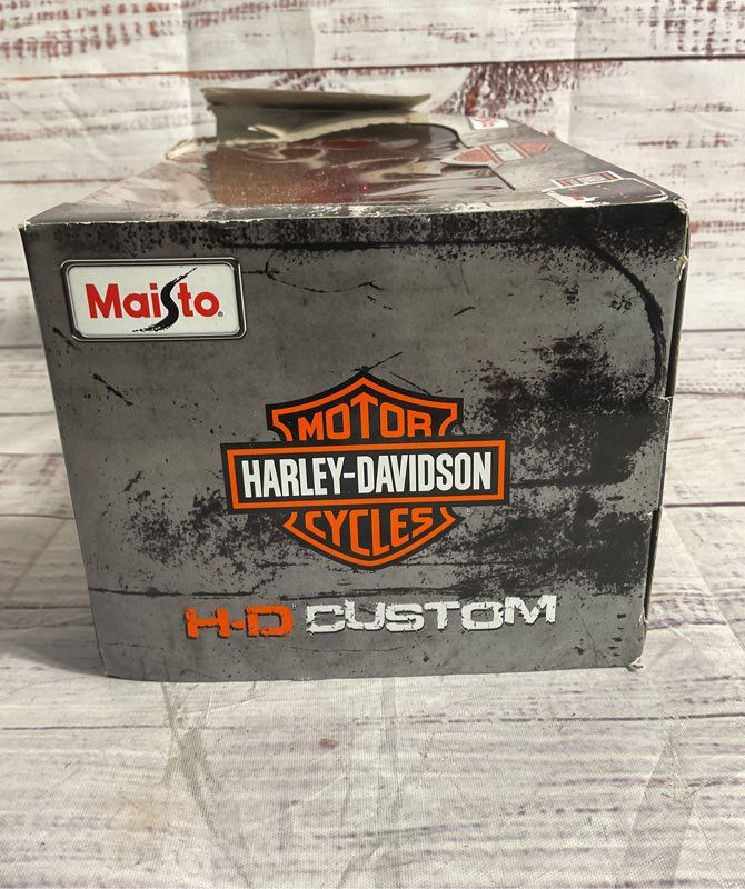 Maisto Harley Davidson 1:24 1948 Ford F1 Pickup /1936 El Knucklehead Motorcycle