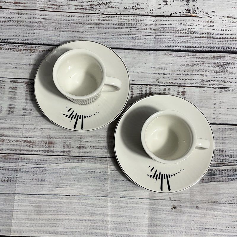 Set Of 2 Baroflane Anamorphic Bird Mirror Reflection Espresso Cups & Saucers