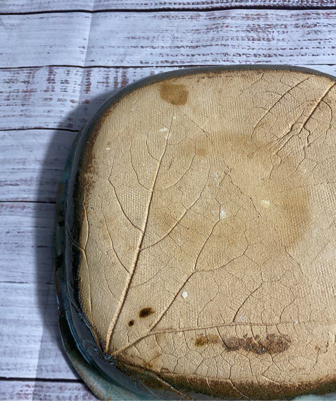 Vintage Ceramic Green/brown Bowl Dish Leaf Pattern 9"