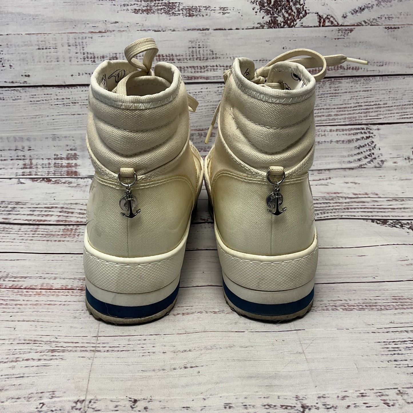 Call It Spring Disney Donald Duck White Canvas Sneaker Hi top Shoe Women Size 5