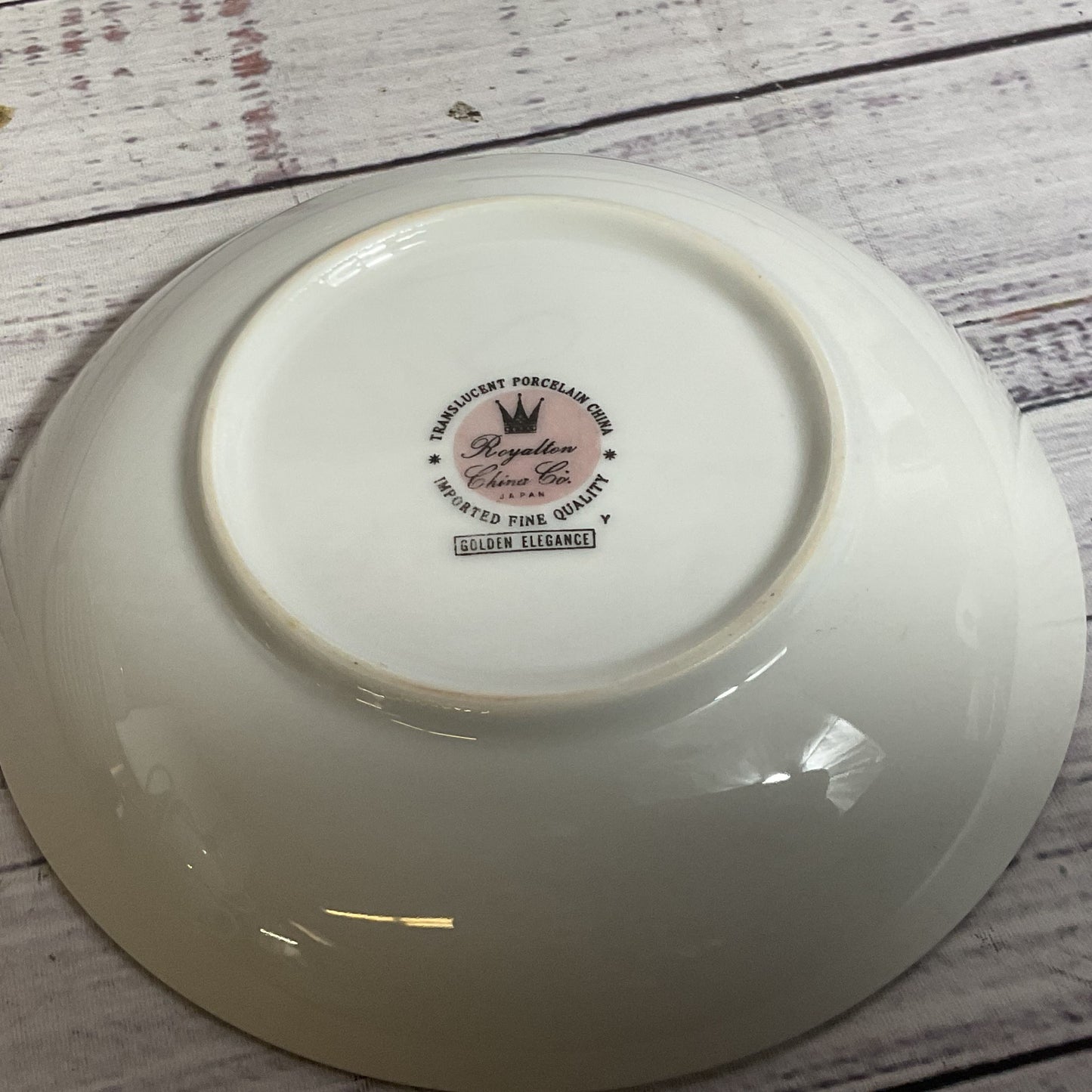 ROYALTON CHINA CO Golden Elegance Translucent Porcelain Dessert Bowls- Set of 9