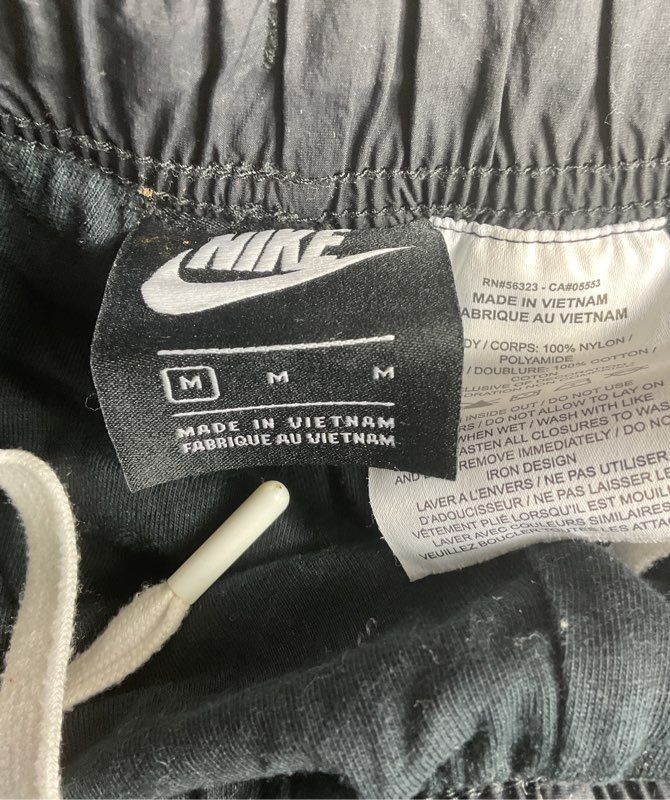 Nike Re-Issues Zip-Through Tracksuit Olive Green M
