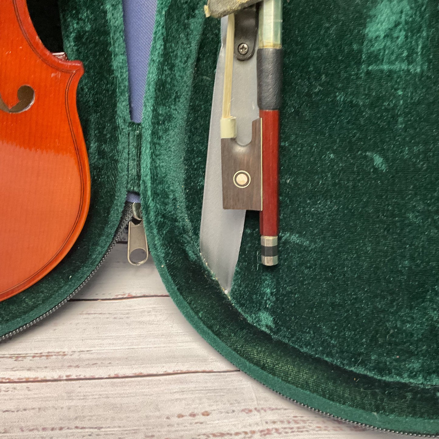 Kraemer Violins K30 1/4 Violin W/ Hard Case and Bow