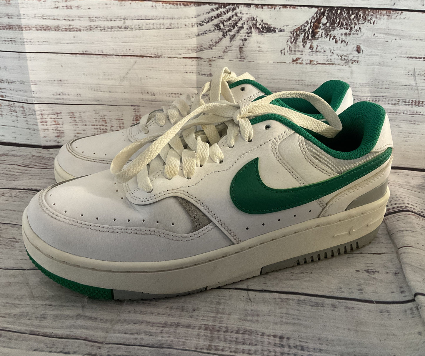 Nike Women's Gamma Force Leather Sneakers White Malachite 7