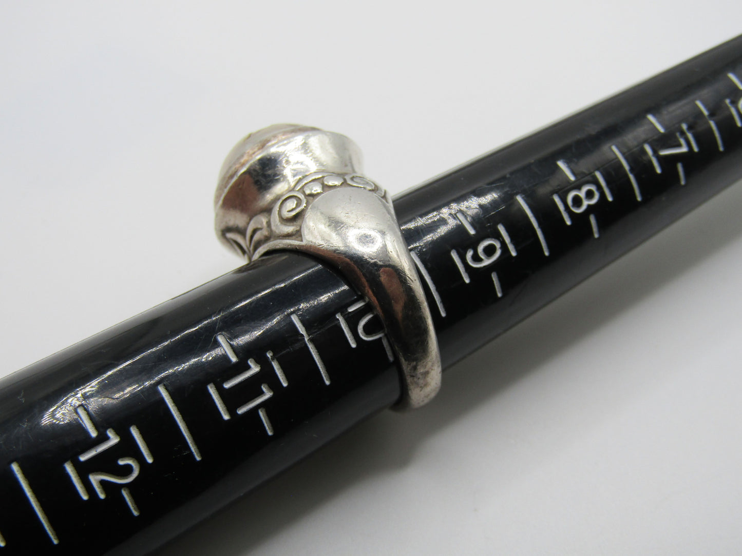 Vintage Artisan Handcrafted Sterling Silver Faux Pearl Ring Size 10