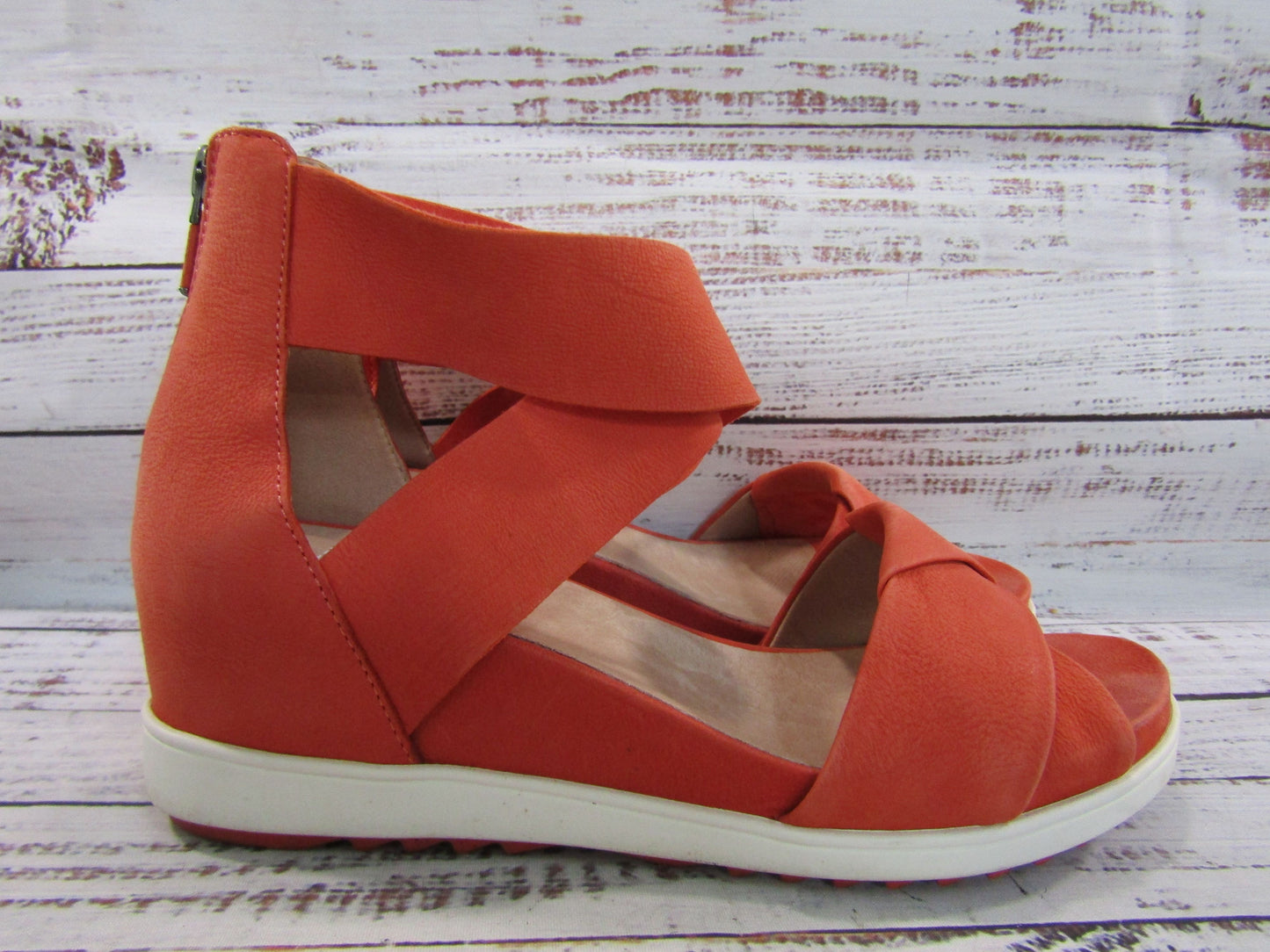 Eileen Fisher Tanelo Women's Orange Suede Sandals Size 7