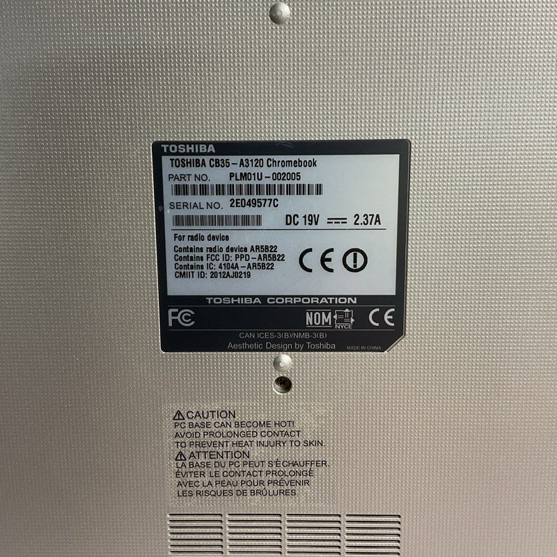 Toshiba Chromebook CB30-A3120, 13.3" Screen Silver Laptop in Box, Works