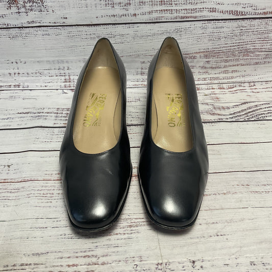 Salvador Ferragamo Gun Metal Mirror Heel Pump Heel Women Size 8.5