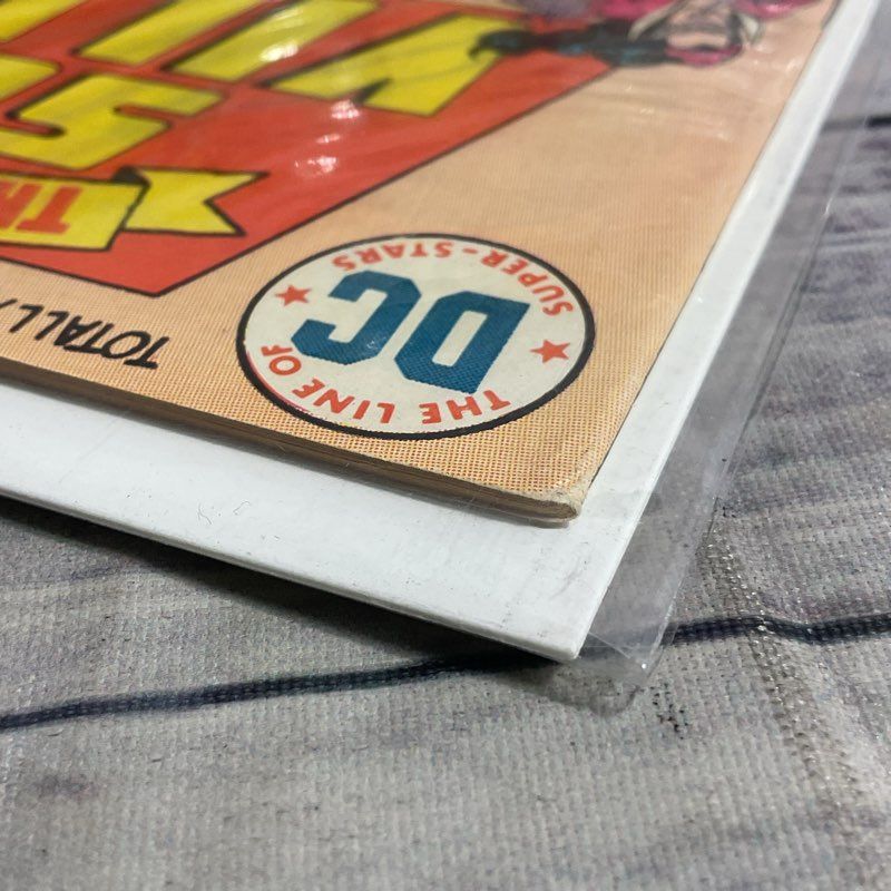 Lot Of 3 Vintage Dc Society Of Super Villains #2 3 5 Ungraded Comic Books