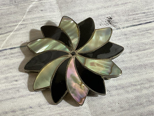 VTG. TAXCO Mexico Sterling Onyx & Abalone Inlay Pinwheel 1.75" Brooch- 9.37g