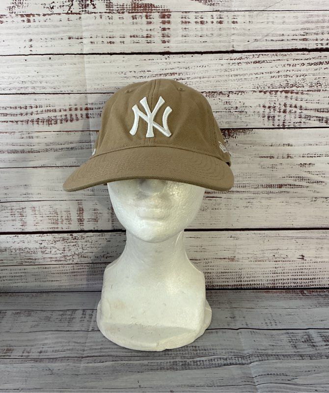 Unisex Adults MoMa NY Yankees Tan Baseball Cap Size OS