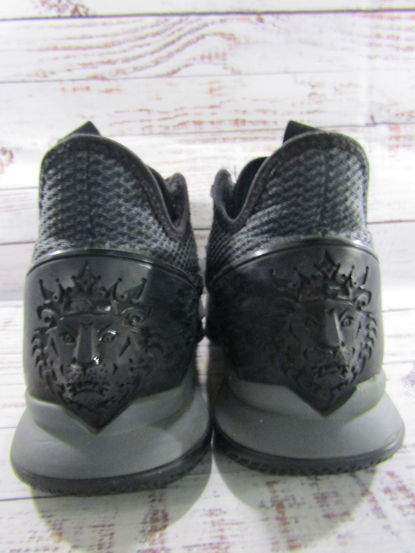 Nike LeBron Witness 4 Men's Black Mid-Top Sneakers Size 11 BV7427-003