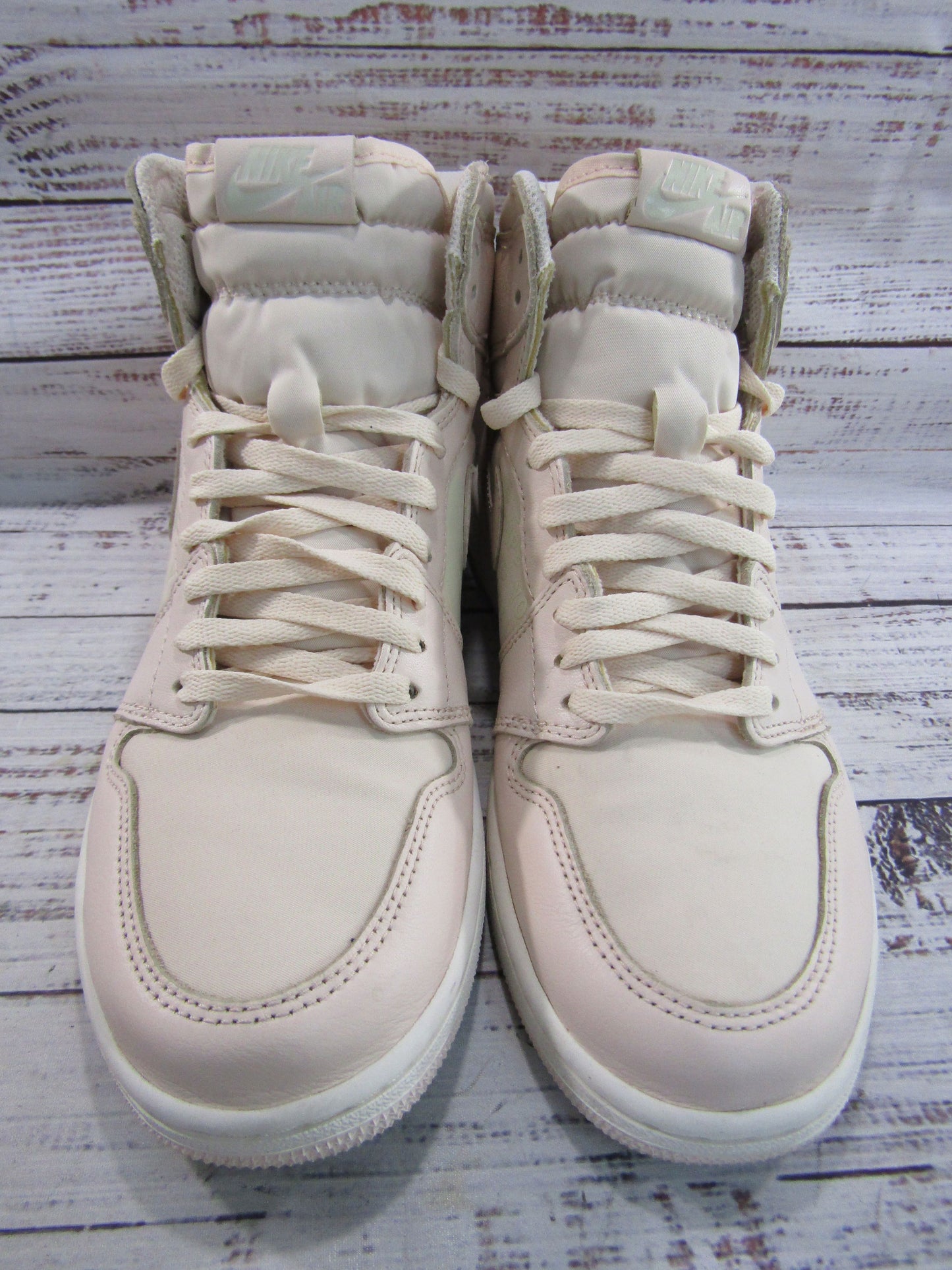 Nike Air Jordan 1 Retro High OG Guava Ice Men's Sneakers Size 9.5 555088-801