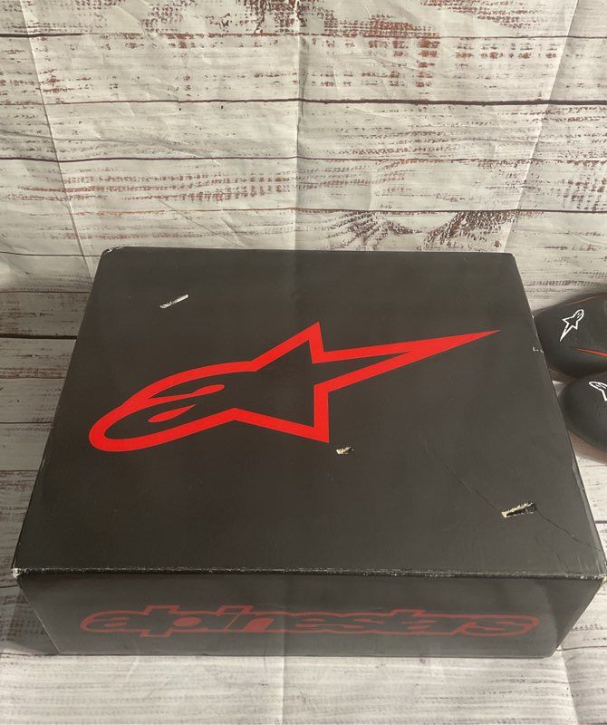 NEW WITH BOX Alpinestars Tech-1 Z v2 Shoes Size 13