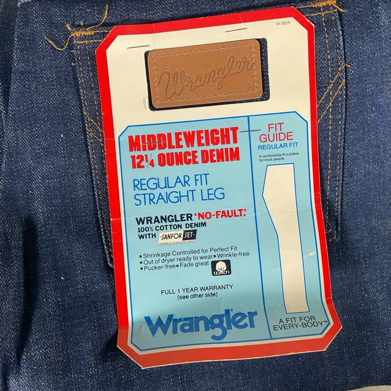 Vintage 80s Deadstock Wrangler Middleweight 12.25 oz Straight Leg Jeans 31x34