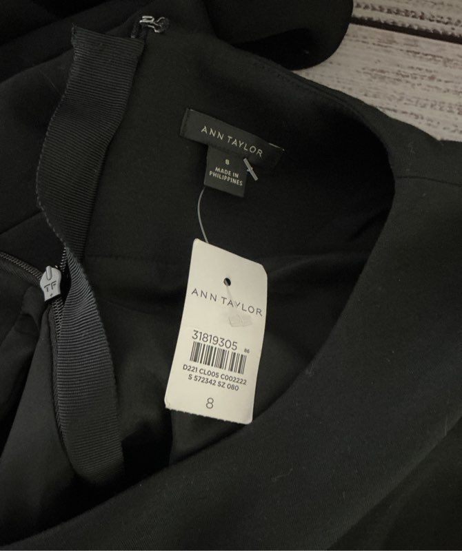 NWT Ann Taylor Short Sleeve Black Dress Size 8