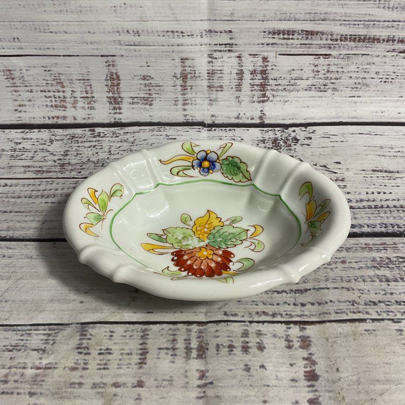 Vintage Sherle Wagner Hand Painted Floral White Ceramic 5" Soap Dish