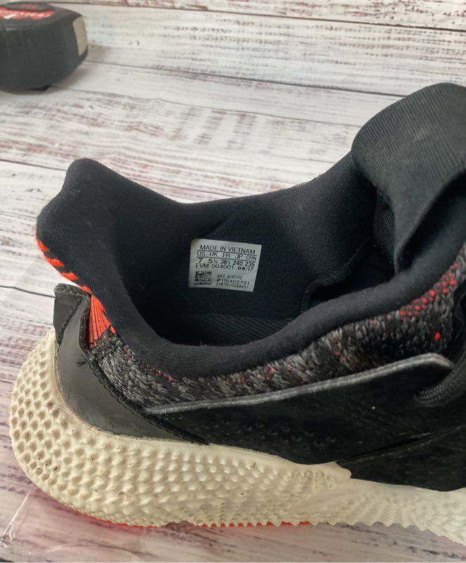 Men's adidas Prophere Black And Red Sneaker Size 7