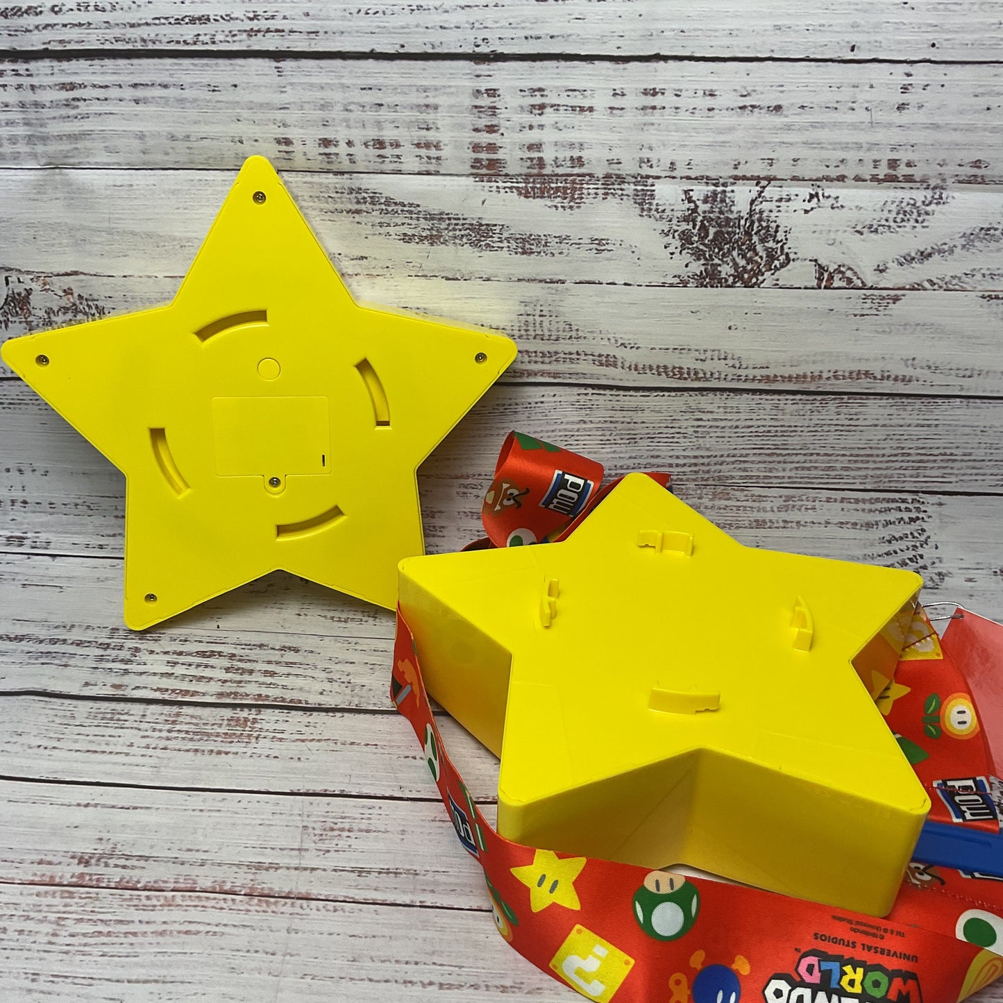 Universal Studios Super Nintendo World Mario Light Up Star Popcorn Bucket