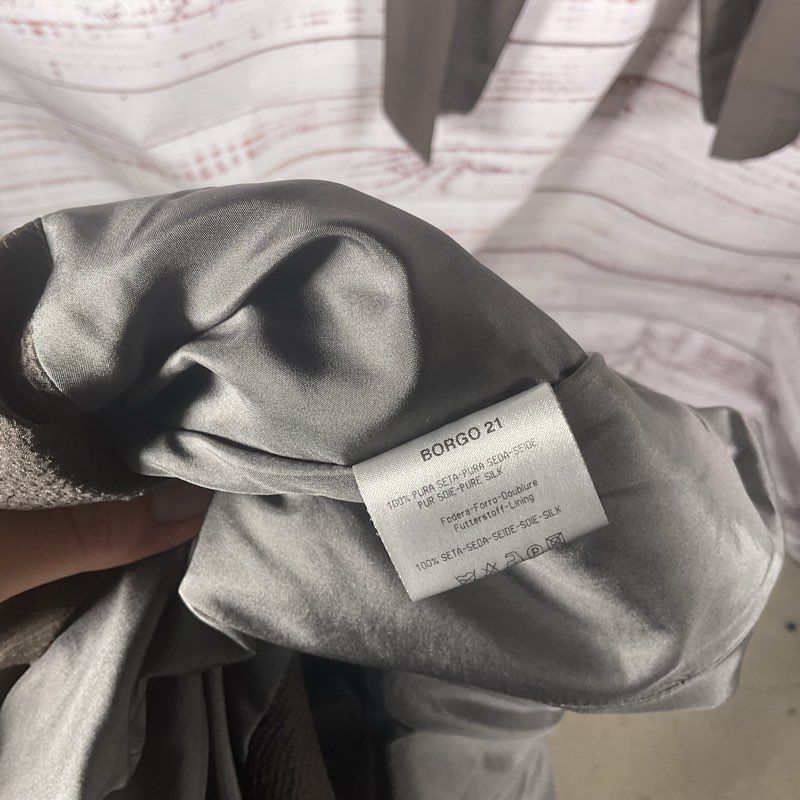 Giorgio Armani Black Label 100% Silk Taupe Shawl Lapel 2 pc. Suit *Read Desc"