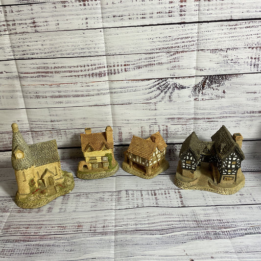Set of 4 DAVID WINTER Cottages, Tudor, Wine Merchant, Market House Figurines