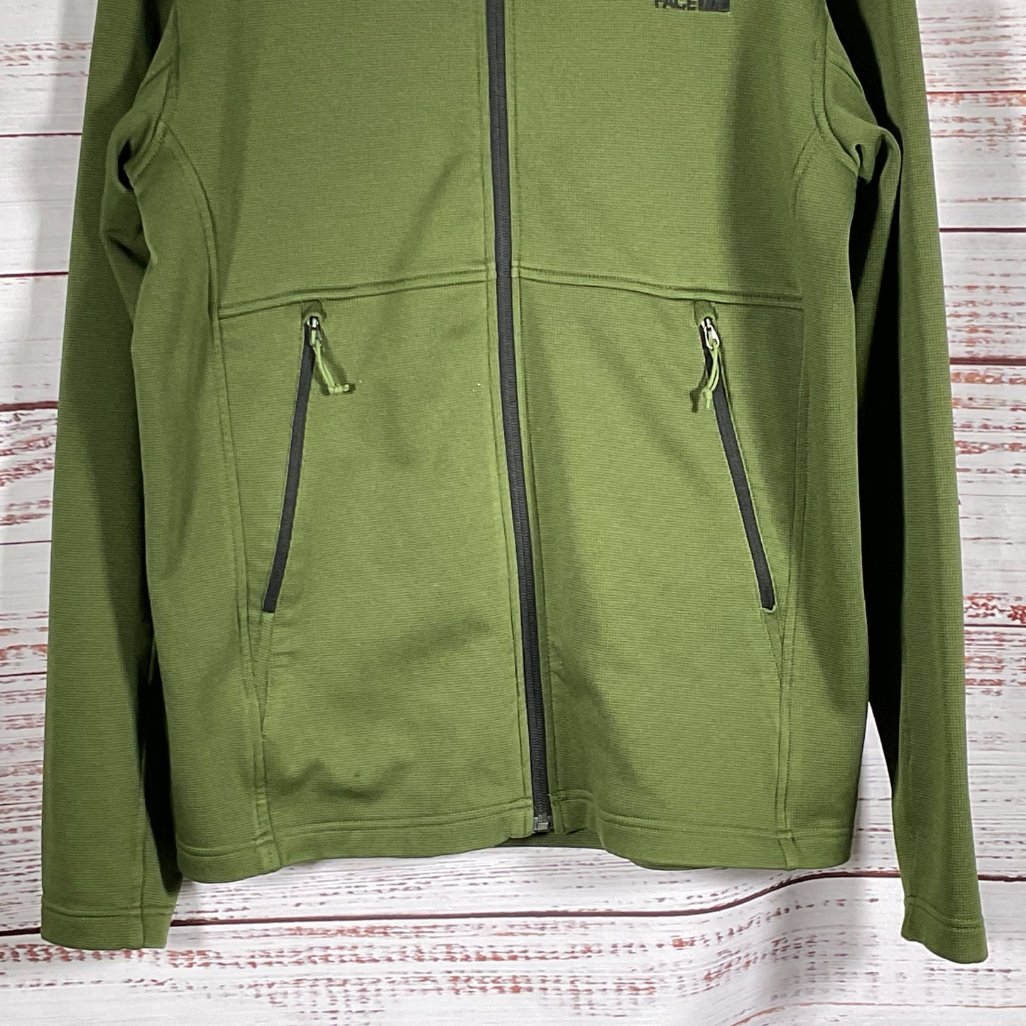 THE NORTH FACE Men's Green Zip Up Jacket- SZ M
