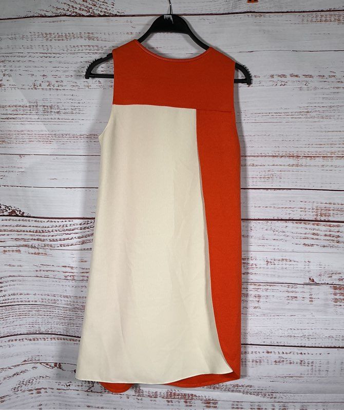 Sachin & Babi Coral Shift Dress with ivory panel in back Size 0 Retail $300