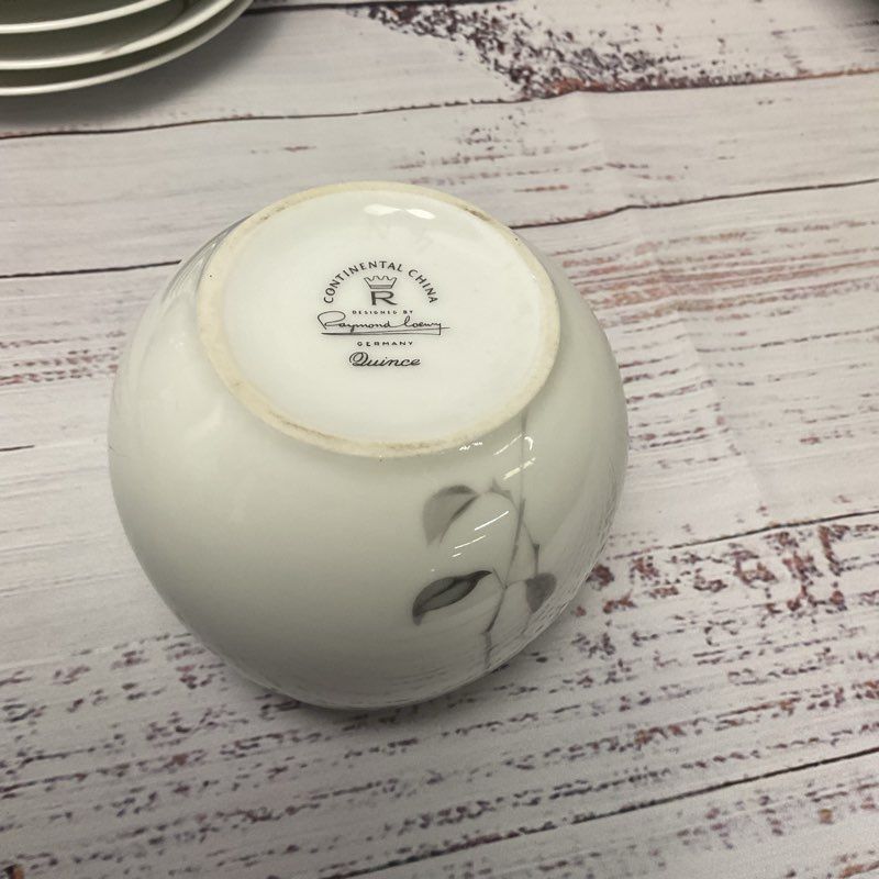 Thomas Germany Quince White Ceramic Tea Cup Saucer Creamer Sugar Bowl 26Pcs