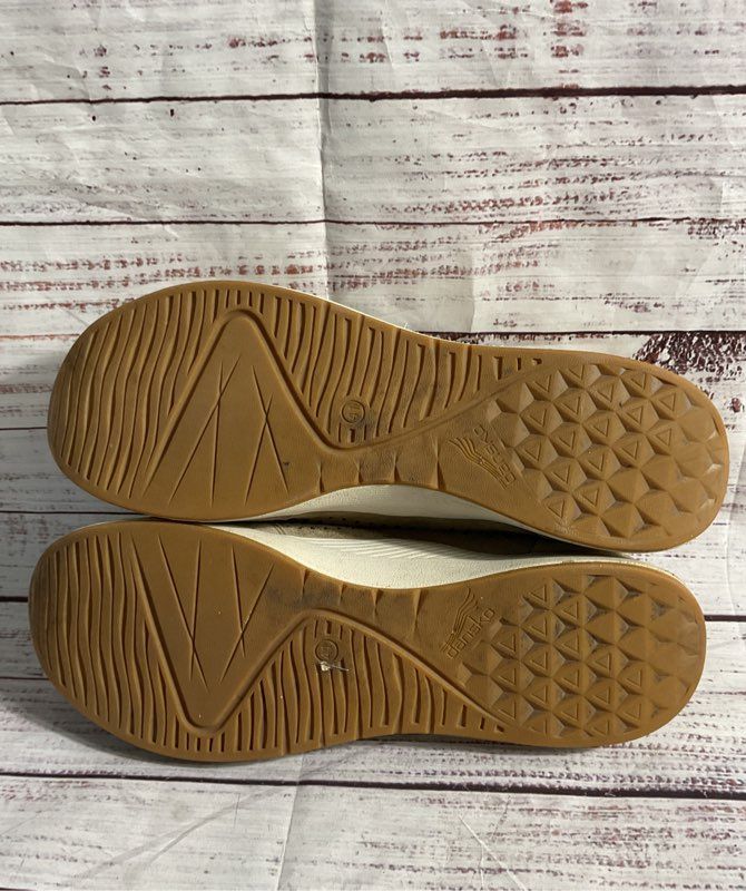 Dansko Women's Taupe Charlie Fashion Sneakers Women's Size 41 / 10.5 US