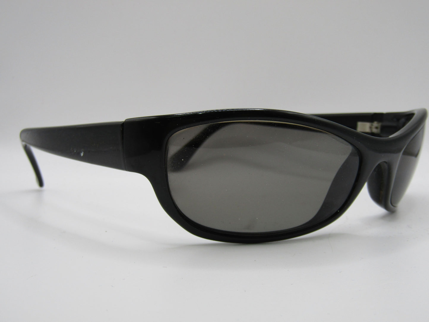Maui Jim Catamaran Women's Black Sport Wrap Sunglasses Frame Made in France