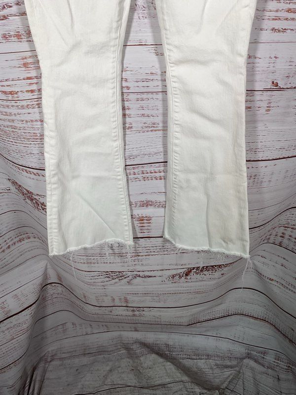 Mother The Weekender Fray White High Rise Flare Jeans Fairest Of Them All 24