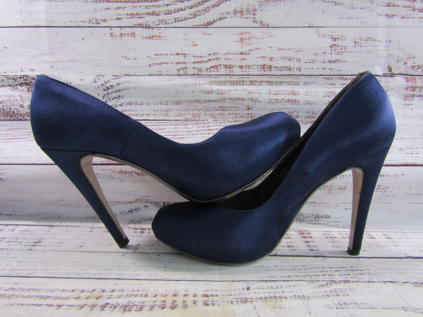 Salvatore Ferragamo Women's Blue Satin Heel Pumps Size 9 Made in Italy