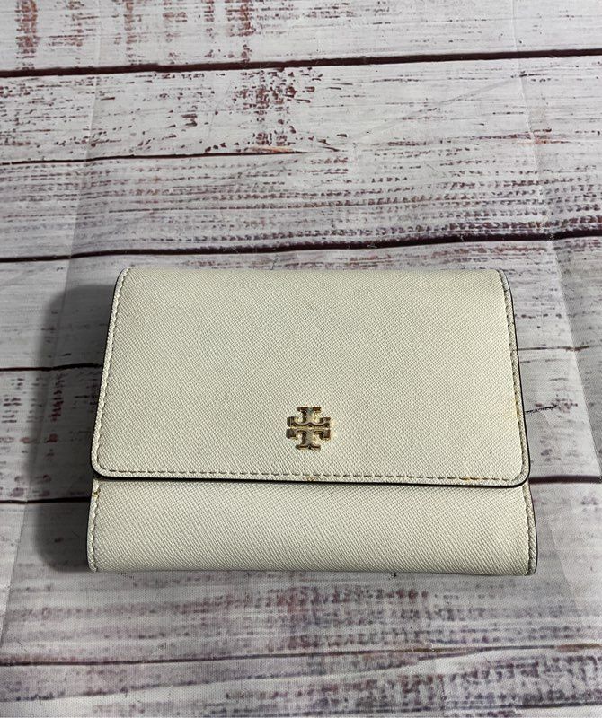Tory Burch Women Wallet / Trifold Limited Edition VHTF Rare Elegant Style White