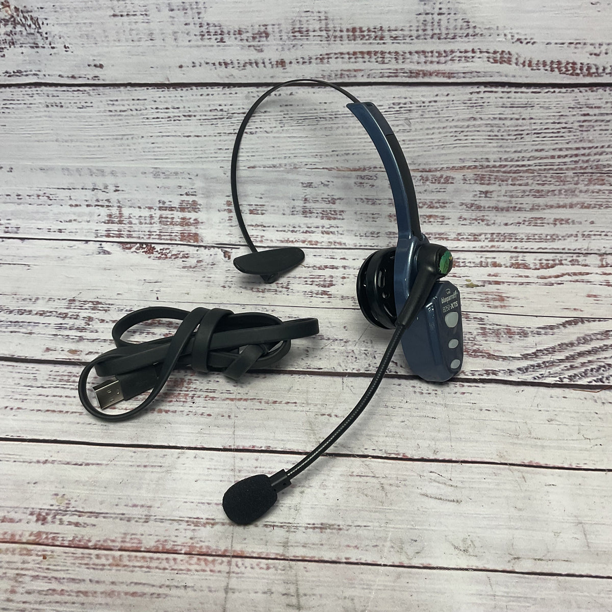 BlueParrott B250-XTS Bluetooth Noise-Canceling Headset Turns On