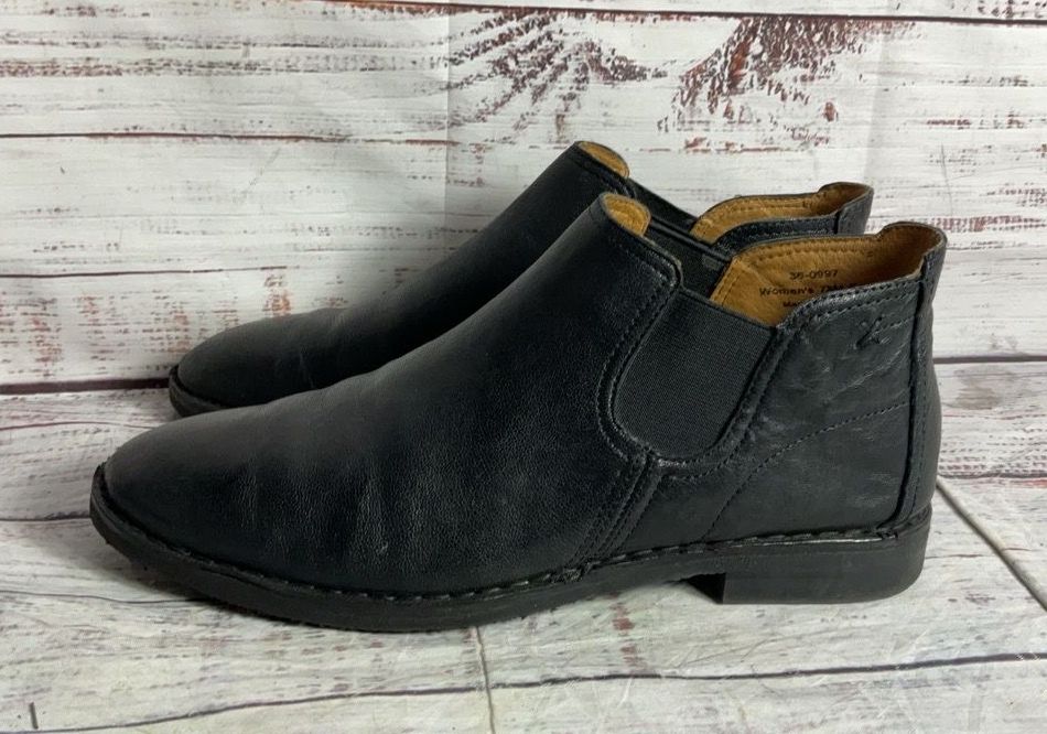 Trask Leather Allison Ankle Chelsea Boots Black 7.5