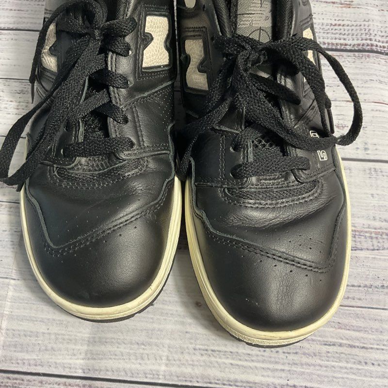 New Balance 550 Low Top Black and White Leather Sneakers Men's 8.5