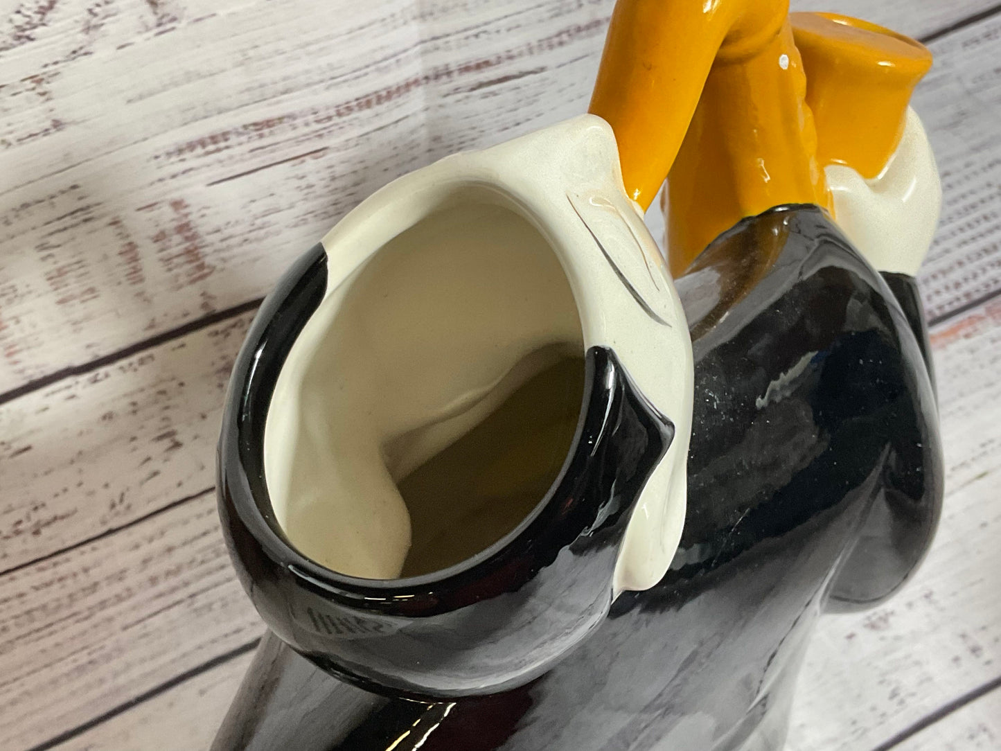 VTG 90' CLAY ART Jazz Series Tuxedo Saxophone Player Teapot- 8.5" x 11" **READ**