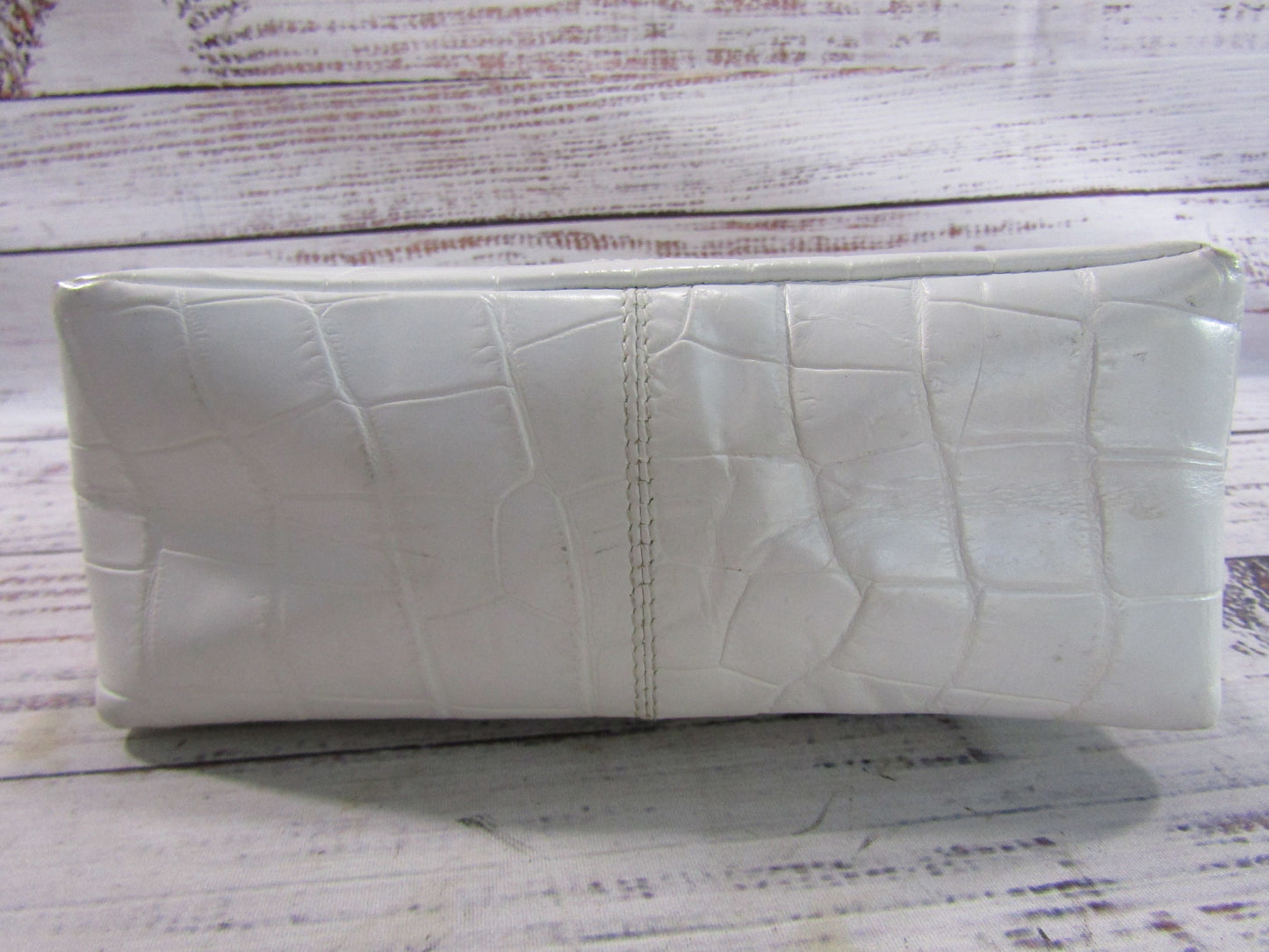 Vintage Dooney & Bourke Womens White Leather Croc Embossed Handbag Made in Italy