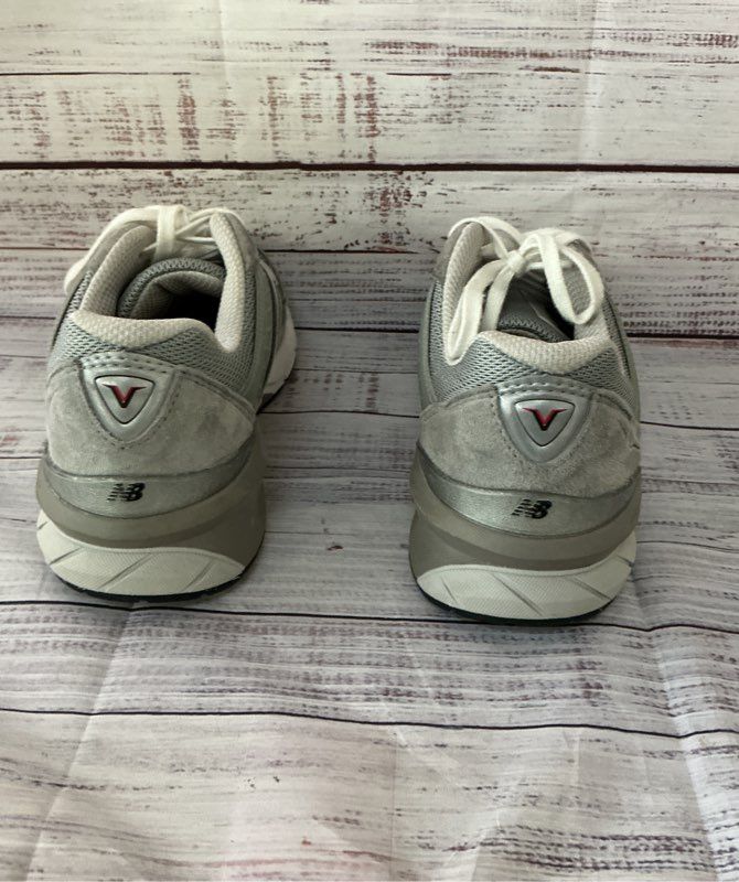 Women's New Balance 990 V5 Gray Sneakers 9.5 Retail $199
