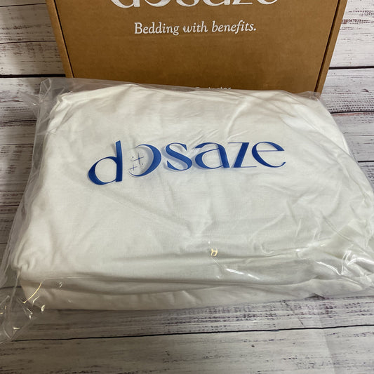 NEW DOSAZE Twin XL Cooling Bamboo Mattress Protector