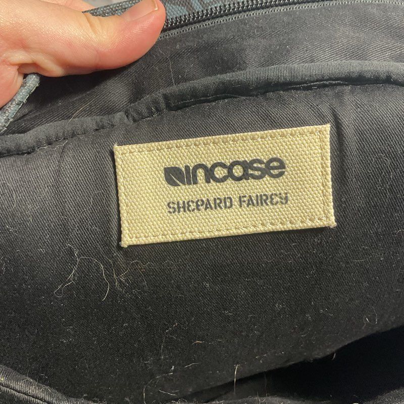 Incase X Shepard Fairy Blue/Black Pop Art Obey Print Backpack